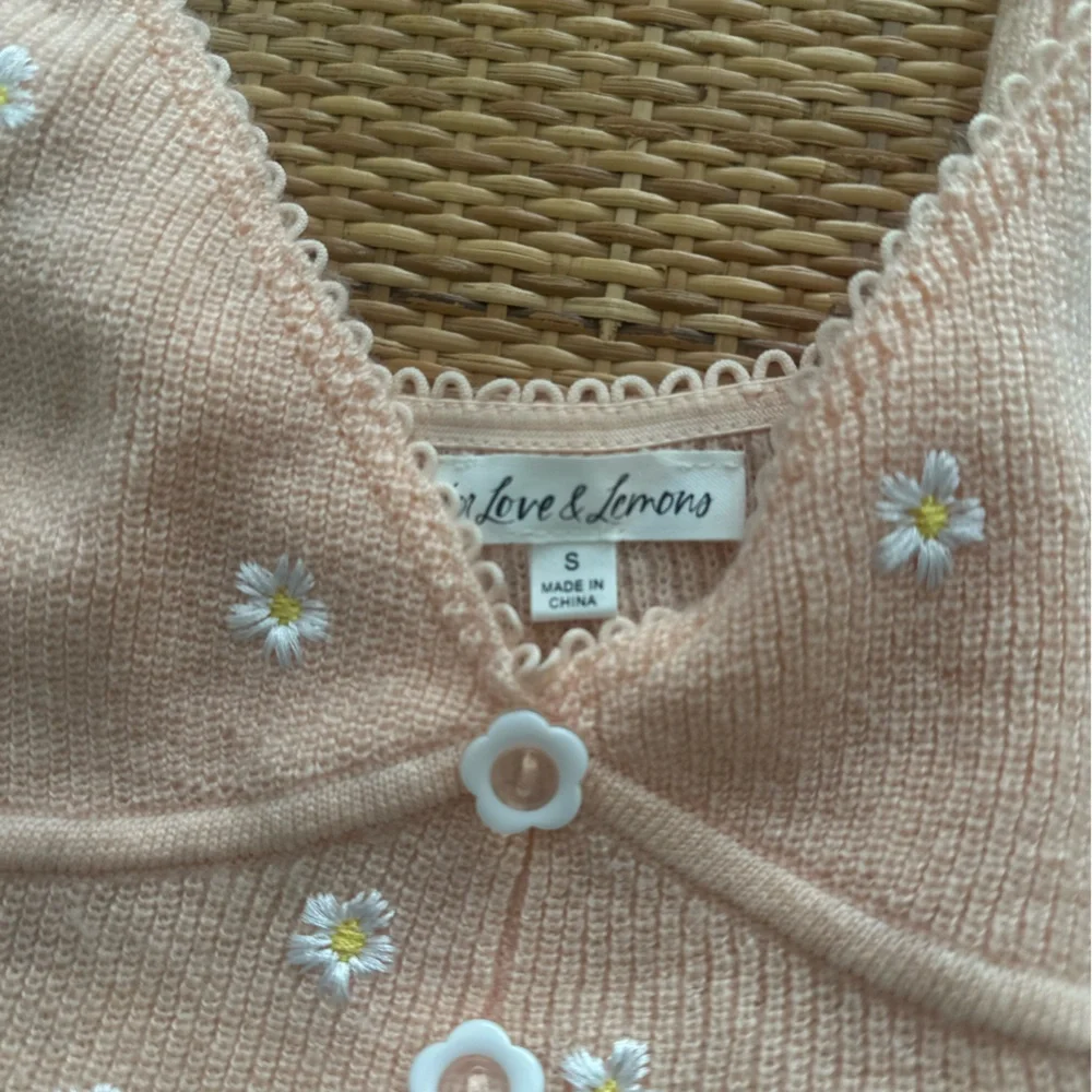 For Love And Lemons Pink and White Daisy Crop Top - Picture 2 of 2